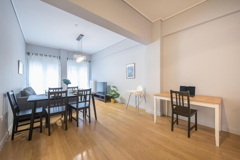 Pame Rentals - 2Bd & 2Ba Home, 4 Min To Acropolis Atenas Exterior foto